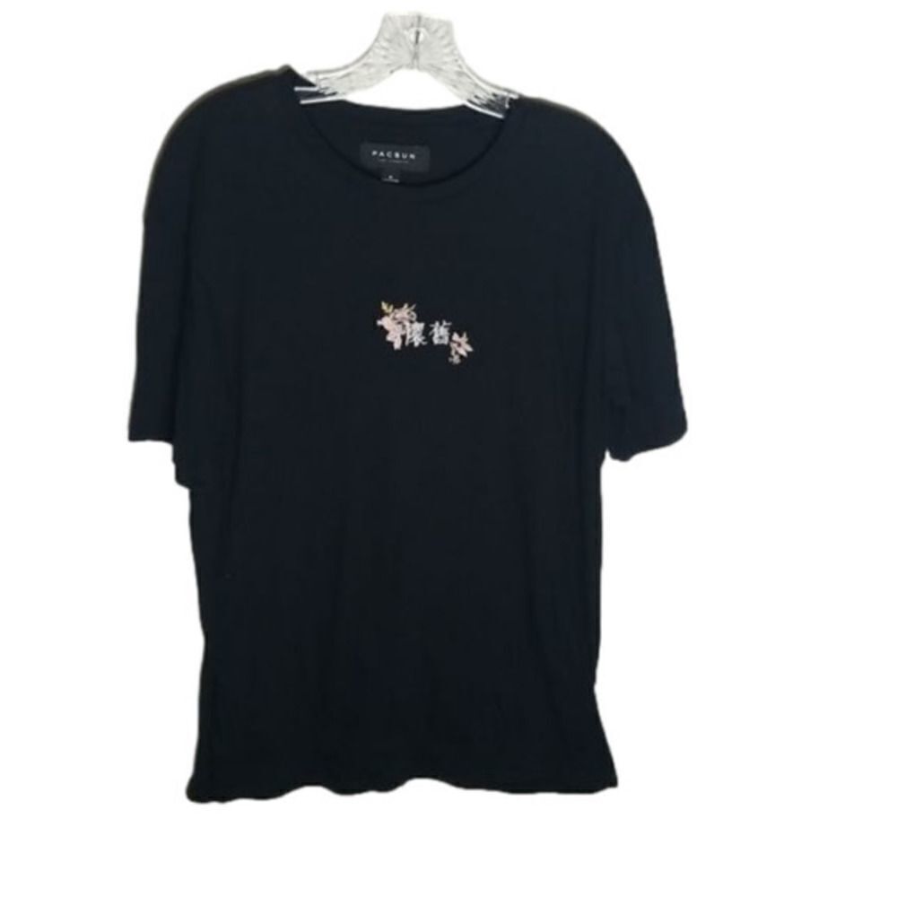 Pacsun Women's short sleeve black tee round neck relaxed fit‎ tee shirt